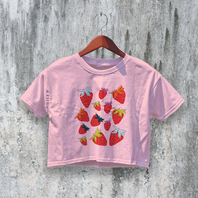 Strawberry Crop Top Y2K Crop Tee Strawberry Lover Shirt Fruit Graphic